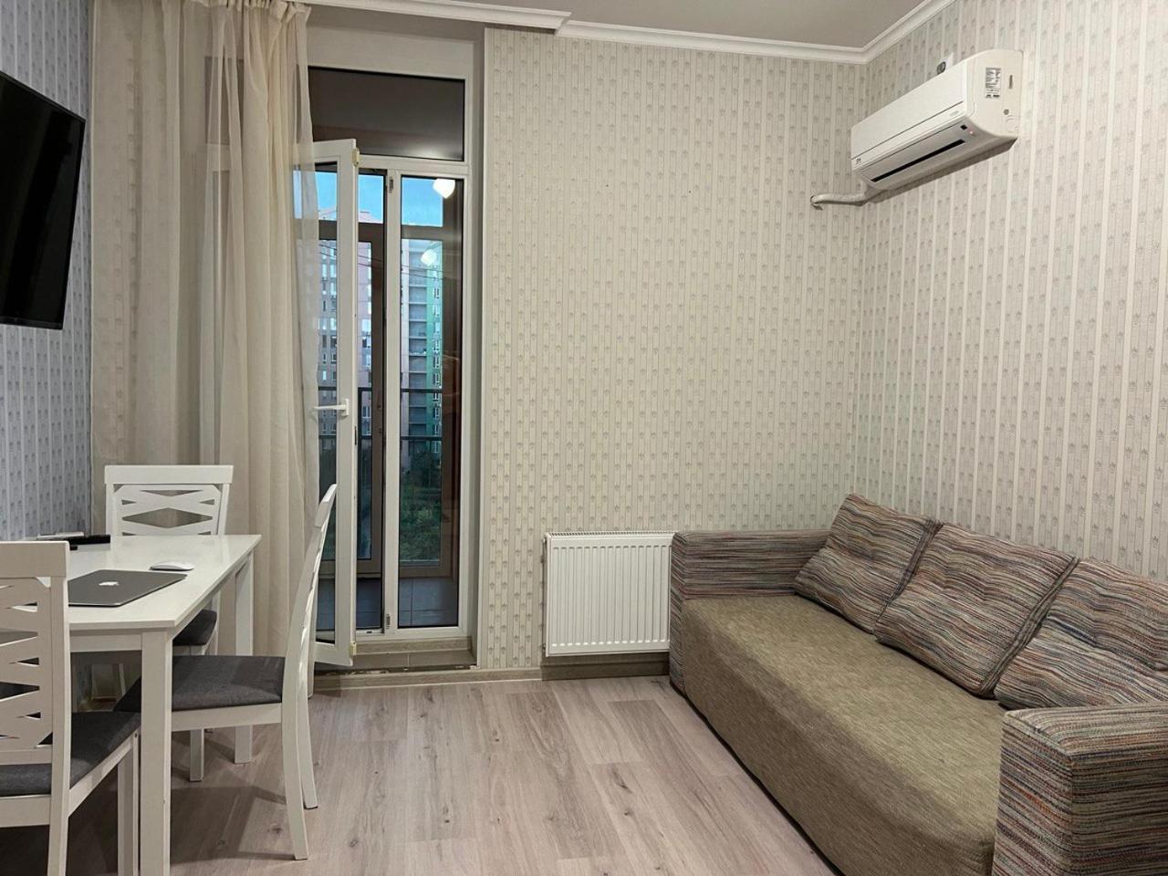 Comfort Town Kyiv Exterior photo
